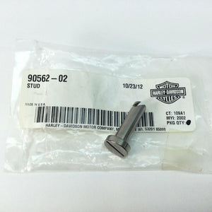 NOS Genuine Harley Touring Saddlebag BAILLESS fixing Button Head stud 90562-02