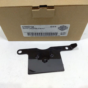 NEW Genuine Harley License Plate Reflector Bracket 2014 Up Touring 67900213A