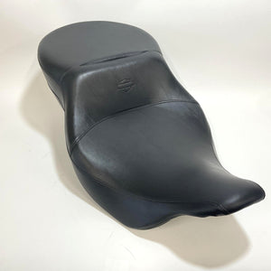 Very nice Genuine Harley-Davidson 2008Up Touring Tall Boy Seat 52099-09