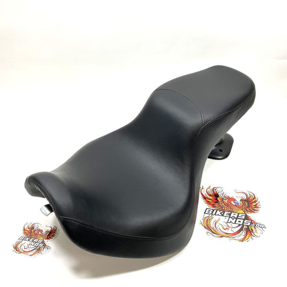 Very Nice Genuine Harley 2000-2007 FXSTD Deuce 2Up Seat 91806-00 91765-00