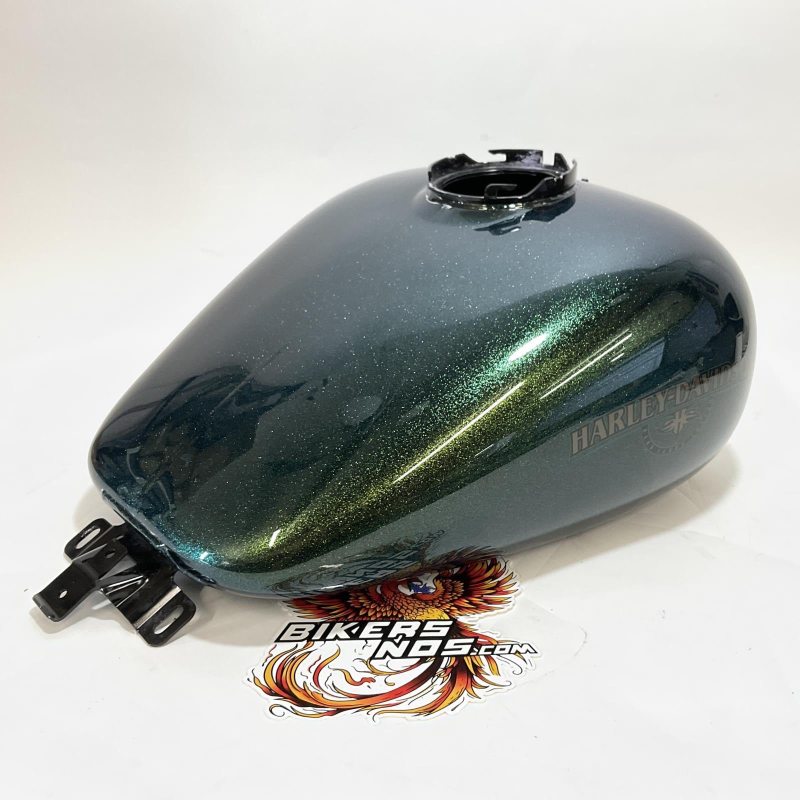 NEW Genuine Harley 2018 Hard Candy Chameleon Flake Fuel Gas Tank 61000