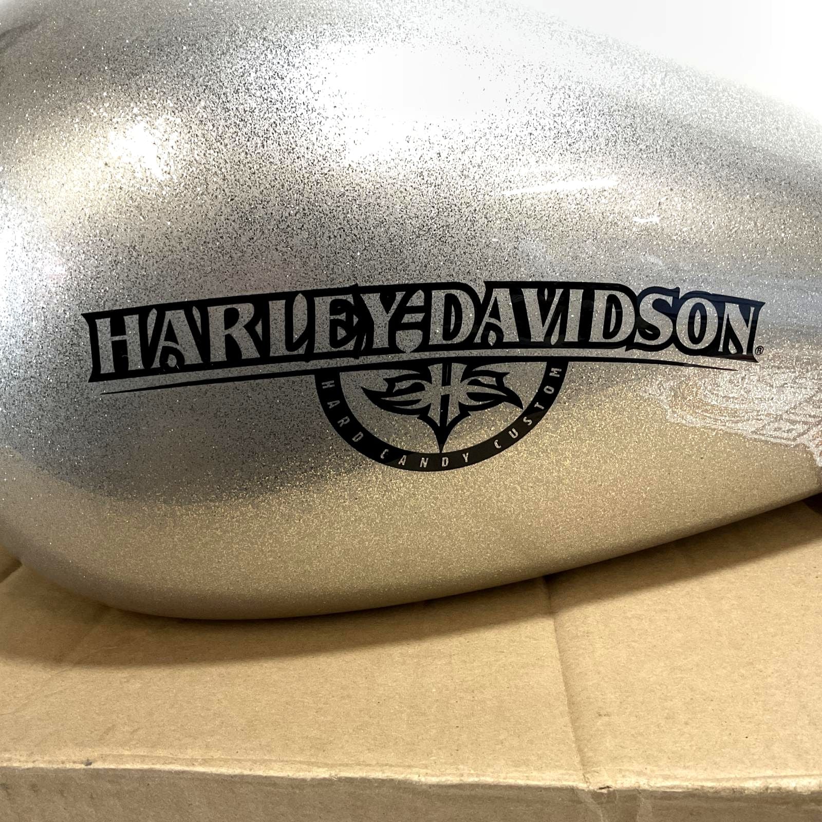 NEW Genuine 2018FLHX Harley Hard Candy Shattered Flake Fuel Gas Tank 6