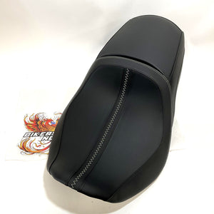 NICE Genuine Harley-Davidson 2023 CVO 2024 up Road Street Glide Seat 52000631