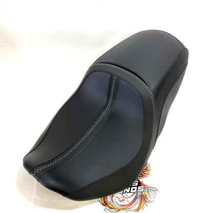 NICE Genuine Harley Davidson 2023 CVO 2024 up Road Street Glide Seat  52000631