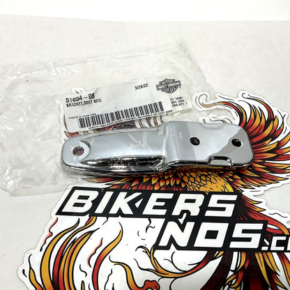 NOS Genuine Harley 2008 Up Dyna premium Chrome Seat Bracket 51654-08