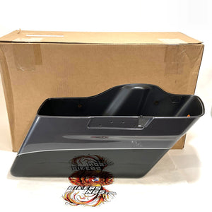 Genuine Harley 2014 Up Right Saddlebag Charcoal Pearl/Vivid Black 90201064DTO