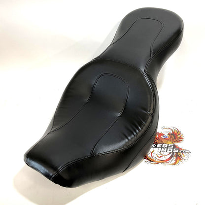 Very Nice! Genuine Harley Davidson 2018 Up Softail Sundowner Seat  52000295