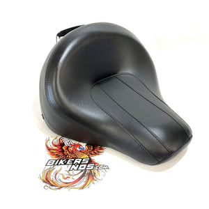 Very Nice! Genuine Harley 2018up Softail Sundowner Seat 52000291