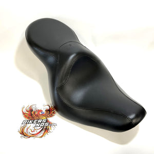 Nice! Genuine Harley 2006-2017 Softail Reduced Reach Seat 51470-06