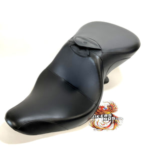 Very Nice Genuine Harley 2007-2017 FLST/F Softail Signature Series Seat 51985-08