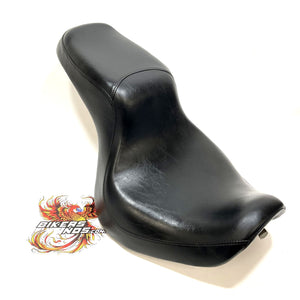 Very Nice! Genuine Harley 2000-2007 FXSTD Deuce 2Up Seat 91806-00 91765-00