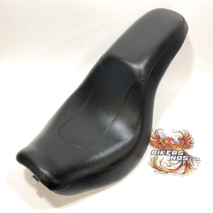 Very Nice! Genuine Harley 2000-2007 FXSTD Deuce 2Up Seat 92028-07