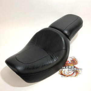 Very Nice! Genuine Harley 2006-2017 Dyna Premium 2 up Seat 53079-06