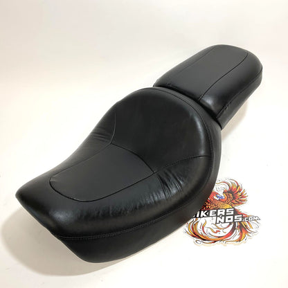 Very Nice! Genuine Harley 2006-2017 Dyna Premium 2 up Seat 53079-06