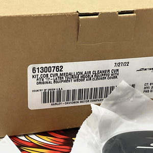 NEW Genuine Harley Screamin Eagle Air Cleaner Medallion Milwaukee-Eight 61300762