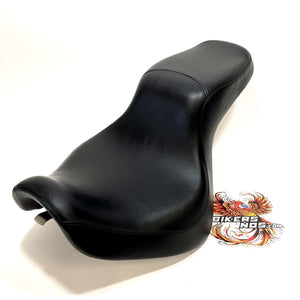 Very Nice! Genuine Harley 2000 - 2007 FXSTD Deuce 2Up Seat 91806-00 91765-00