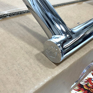 NOS Genuine Harley 2015-2023 Road Glide 9" Chrome Chizeled Lo Handlebar 55800568