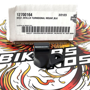 NOS Genuine Harley 2018 Up Softail Black Left Turn Signal Bracket 12700164