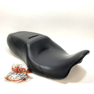 Very Nice Genuine Harley 2009-2023 Freewheeler & Touring Seat  52000157