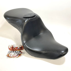 Very Nice Genuine Harley 2007-2017 FLST/F Softail Signature Series Seat 51985-08