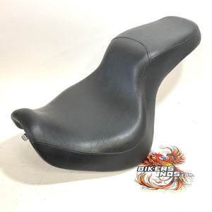 Very Nice Genuine Harley 2000-2007 FXSTD Deuce 2Up Seat 91765-00 91806-00
