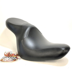 Very Nice! Genuine Harley 2006- 2017 Softail Reduced Reach Seat 51470-06