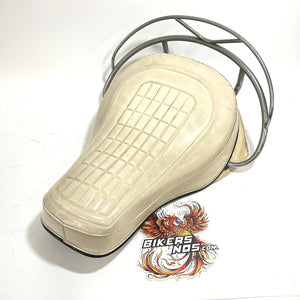 Genuine Harley-Davidson White Super Deluxe Buddy Seat W/ Handrail 52506-65