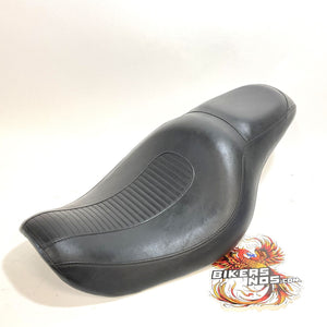 Very nice Genuine Harley-Davidson 2004-2005 Dyna FXDL 2Up Seat 53078-04