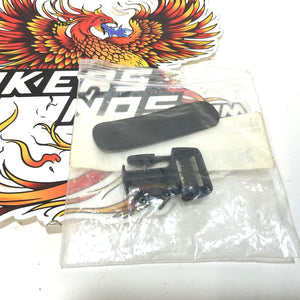 NOS Genuine Harley Saddlebag Male Disconnect Buckle 88353-10
