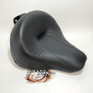 Very Nice! Genuine Harley 2018up Softail Sundowner Seat 52000291