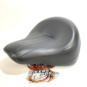 Very Nice ! Genuine Harley 2018  up Softail Sundowner Seat 52000291