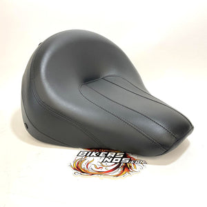 Very Nice ! Genuine Harley 2018  up Softail Sundowner Seat 52000291
