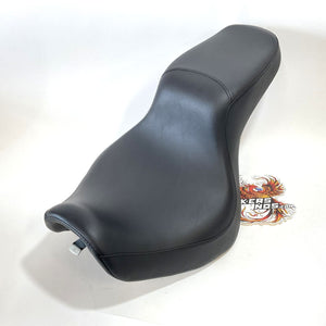 Very Nice Genuine Harley 2000-2007 FXSTD Deuce 2 Up Seat 91765-00 91806-00