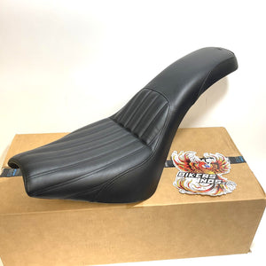 Saddlemen Knuckle Profiler Seat 2018-2024 Harley Softail Street Bob 818-30-047K