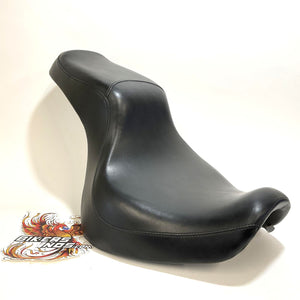 Very Nice Genuine Harley 2000-2007 FXSTD Deuce 2 Up Seat 91765-00 91806-00