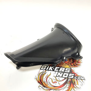 Genuine Harley 2020up Road Glide Right Lower Fairing Air Duct 29200137
