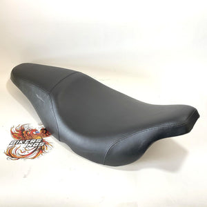 NICE! Genuine Harley 1997-2007 Touring Electra Glide Badlander Seat  52265-01