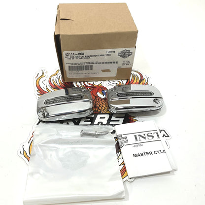 NOS Genuine Harley 2006Up V-rod VRSC Chrome Master Cylinder Cover Kit 42114-06A