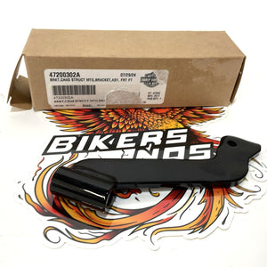 NOS Genuine Harley 2017up  Touring Rider Footboard Bracket 47200302