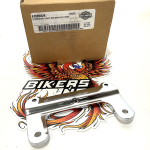 NEW Genuine Harley Front Turn signal Chrome Bracket 2018 up Heritage 67800824