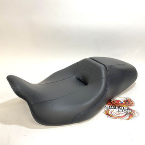 New Genuine Harley 115th Anniversary Blue Stitch Street Glide Seat 52000339