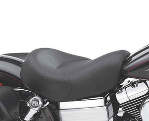 New Genuine Harley-Davidson 2006up Dyna Sundowner 14.5" Wide Solo Seat 51933-06