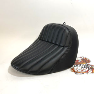 Nice Genuine Harley 2018Up Street Bob Standard Softail Solo Seat 52000264