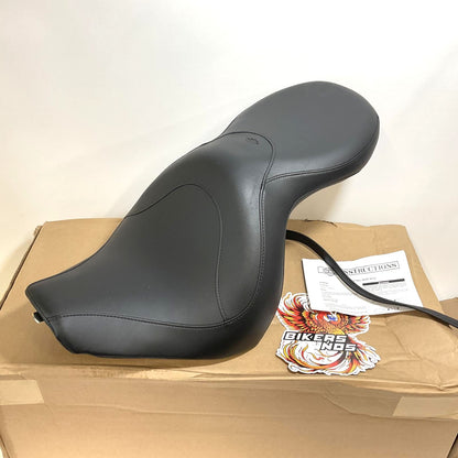 New Genuine Harley 2011-2017 Softail Slim Blackline reduced Reach Seat 52000012