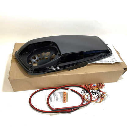 New Harley 2014 Up Left Saddlebag Speaker Lid Vivid Black 90200827DH