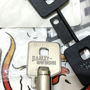 NOS Genuine Harley Davidson Barrel Key Set Code 6066 PN 90300043