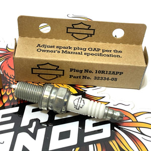 New Genuine Harley Pair Spark Plugs 10R12APP V-ROD 2002-UP VRSC 32334-05