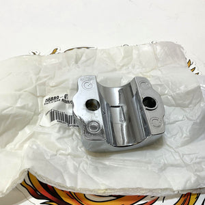 New Genuine Harley 2007 Up Fat Boy Chrome Handlebar Riser Clamp Top 56889-07
