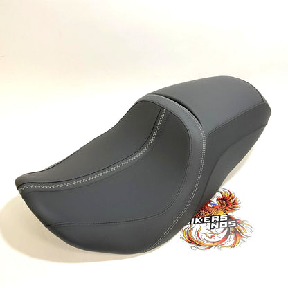 NICE Genuine Harley 2023 CVO 2024-2025 Road Glide Street Glide Seat 52000631