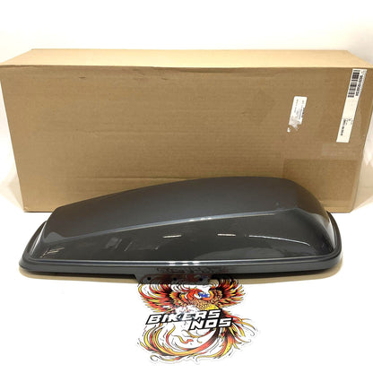 Harley 2014-2025 Touring Right Saddlebag Lid Gauntlet Grey Metallic 90201056ESH